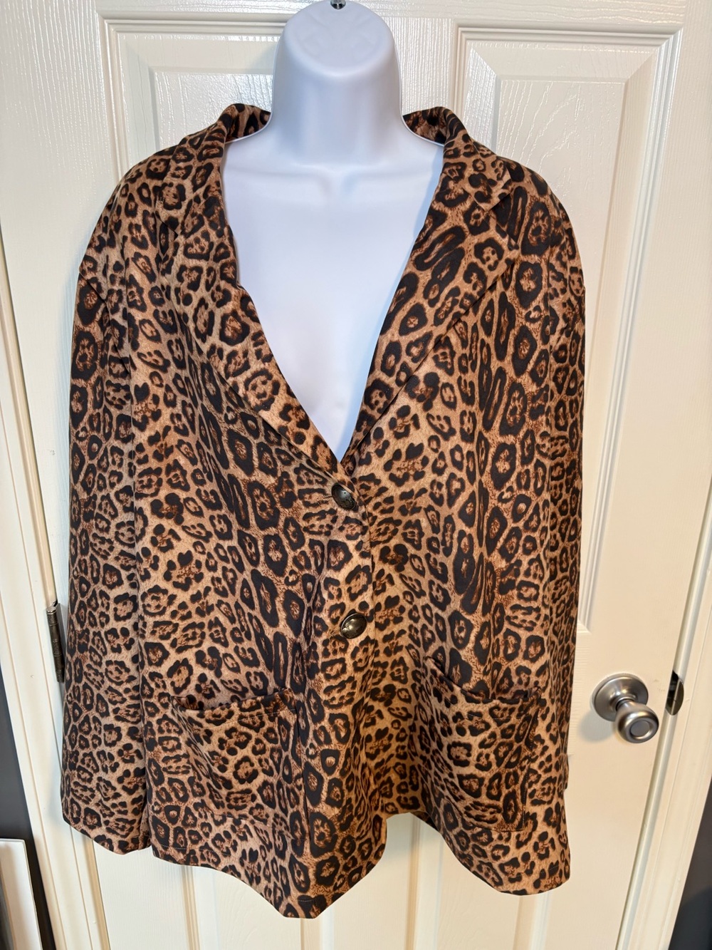 Leopard print blazer with button-up front and pockets faux suede -2X